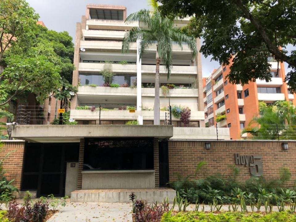 Apartamento en Campo Alegre, Caracas - 1