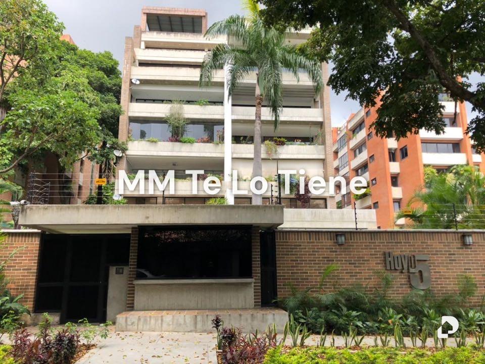 Apartamento en Campo Alegre, Caracas – 1
