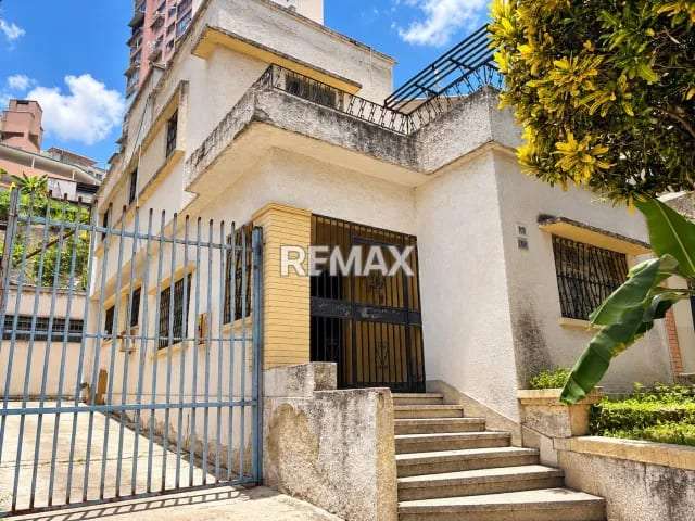 Casa en Los Chaguaramos, Caracas - 1
