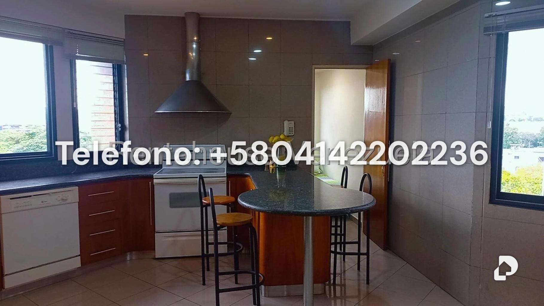 Apartment in La Castellana, Caracas – 22