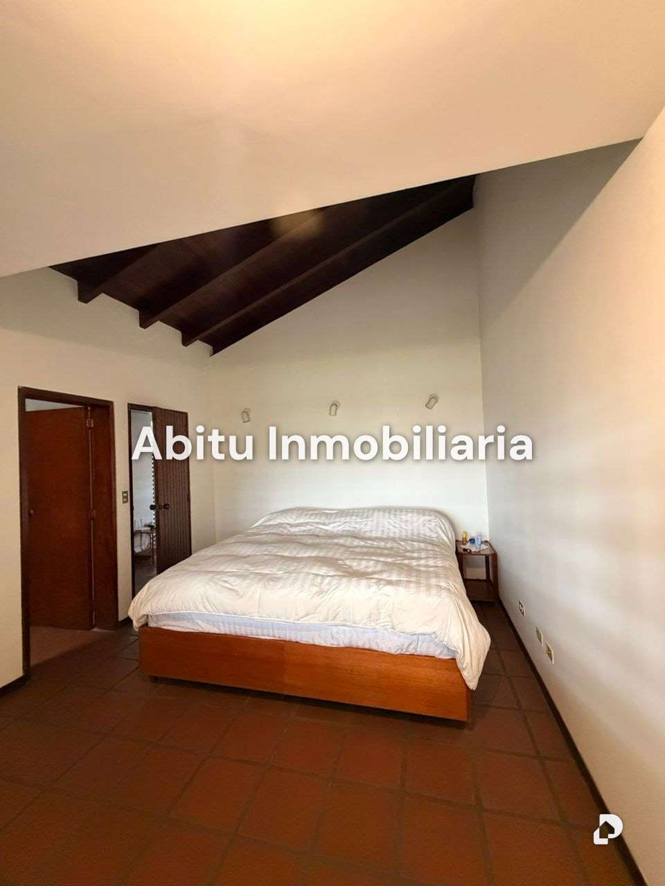 House in Los Naranjos (del Cafetal), Caracas – 18