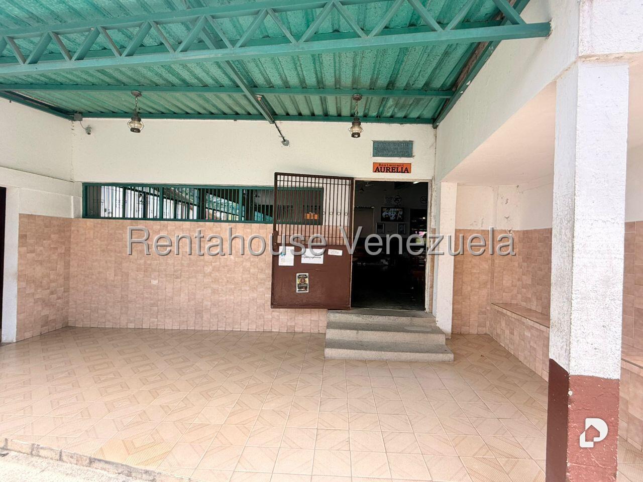Local comercial en Hoyo de La Puerta, Caracas – 2