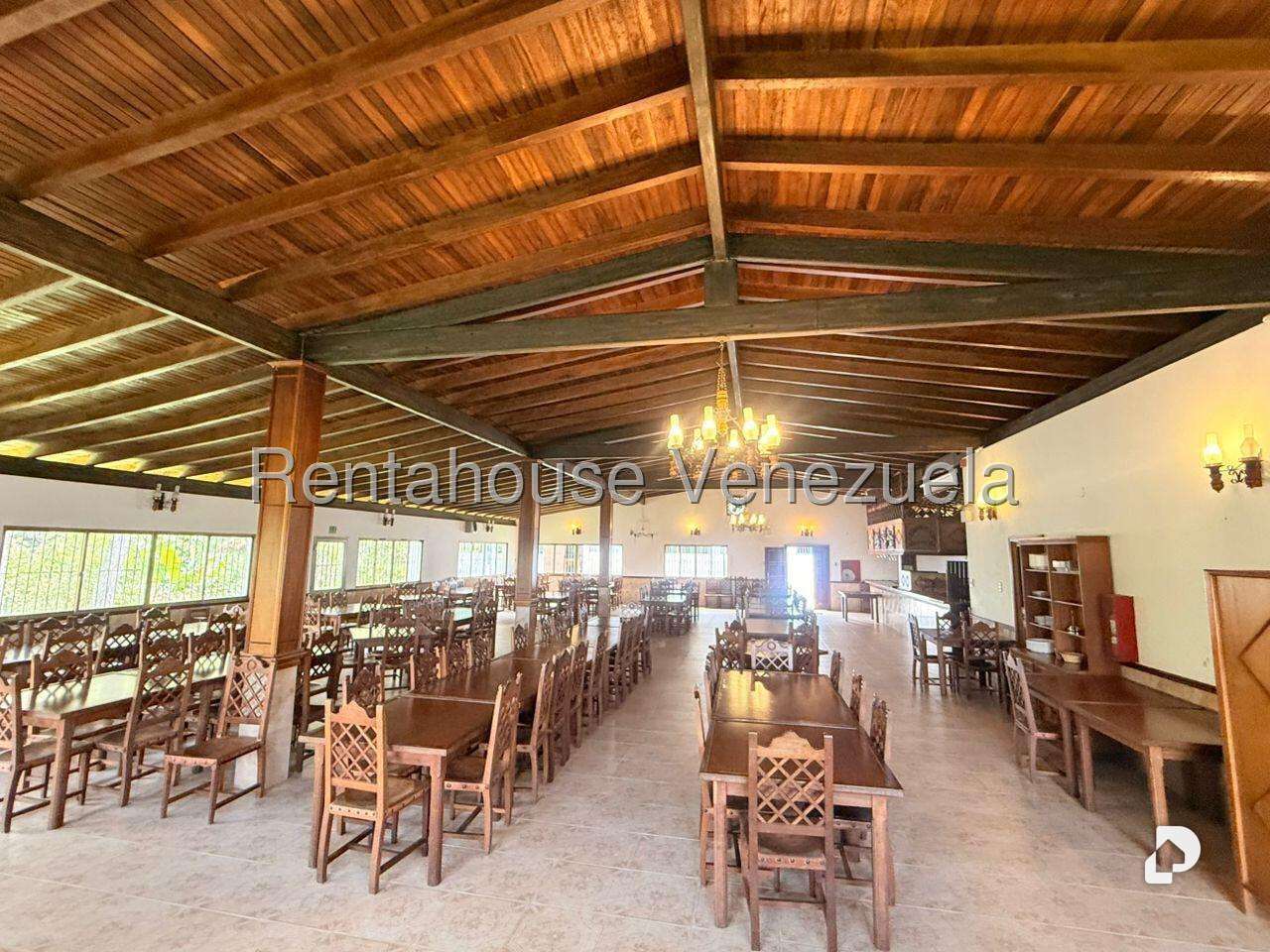 Local comercial en Hoyo de La Puerta, Caracas – 37