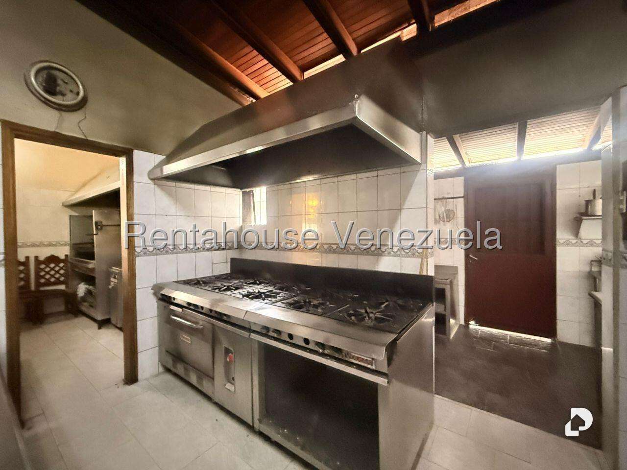 Local comercial en Hoyo de La Puerta, Caracas – 42