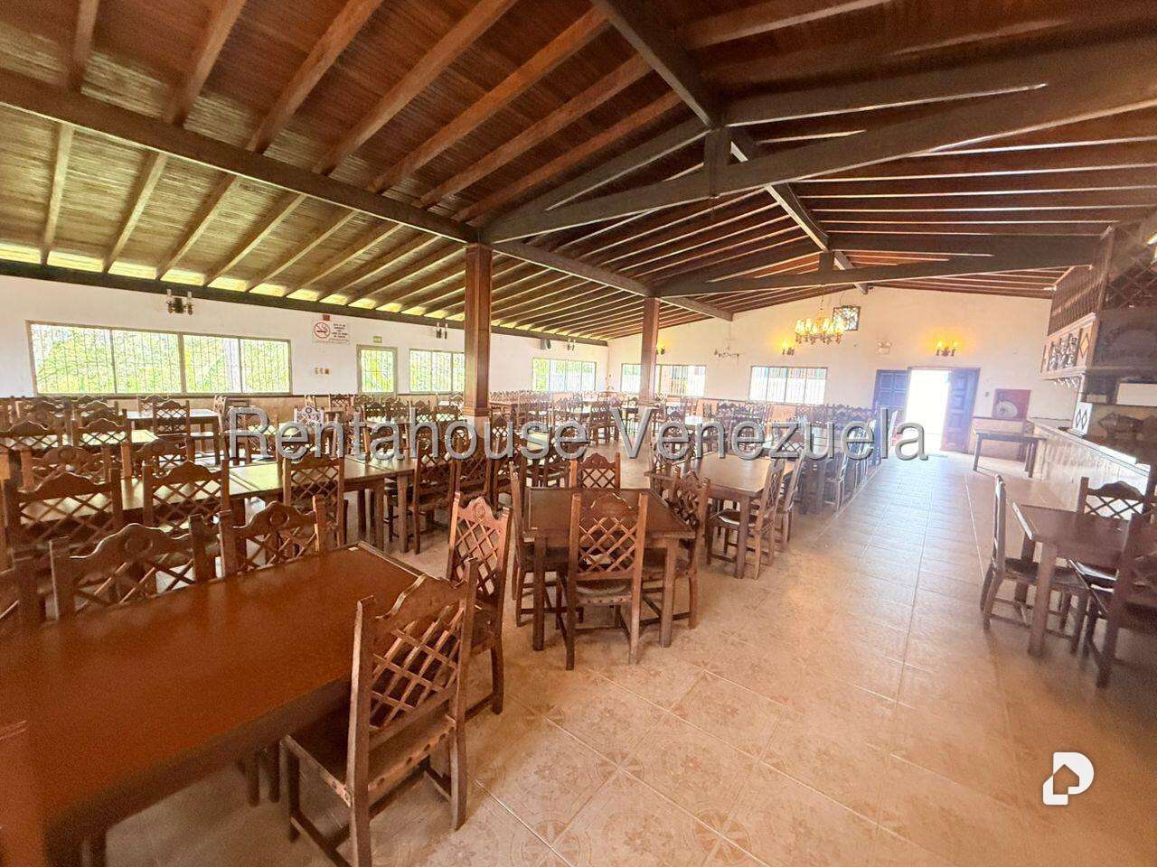 Local comercial en Hoyo de La Puerta, Caracas – 38