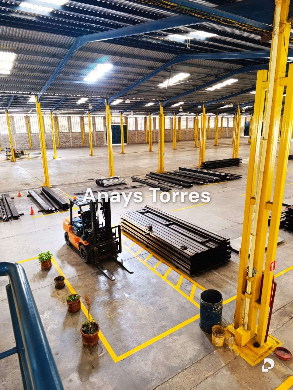 Warehouse in La Victoria – 10