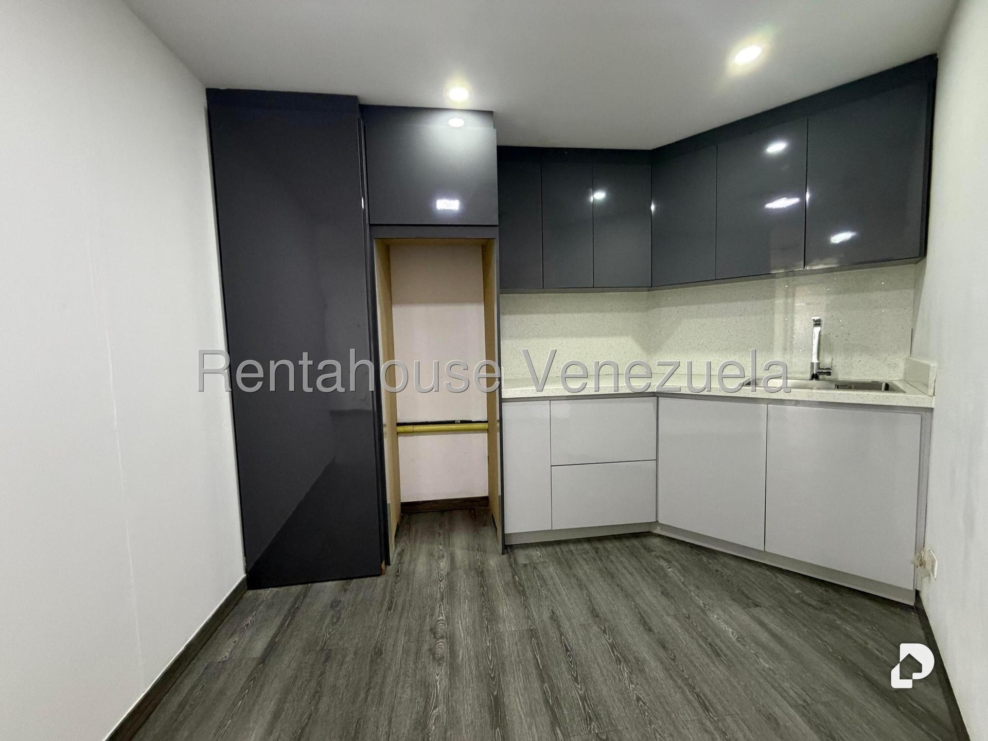 Oficina en Chuao, Caracas – 2