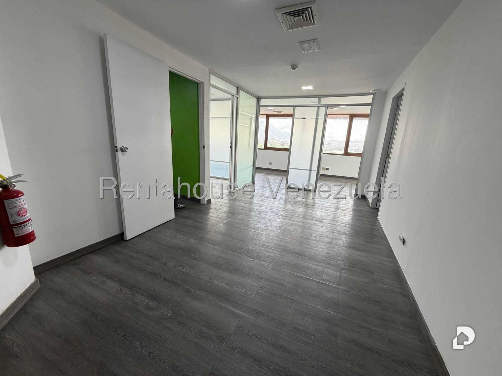 Oficina en Chuao, Caracas – 3