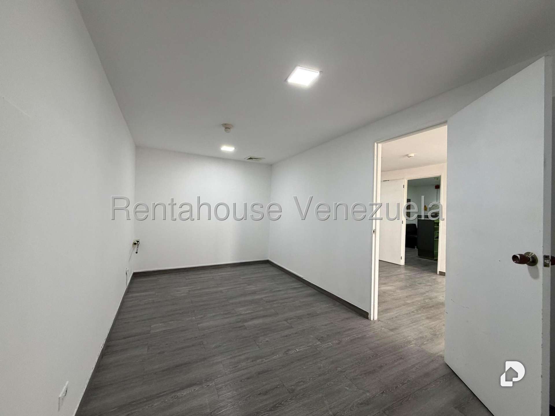 Oficina en Chuao, Caracas – 4