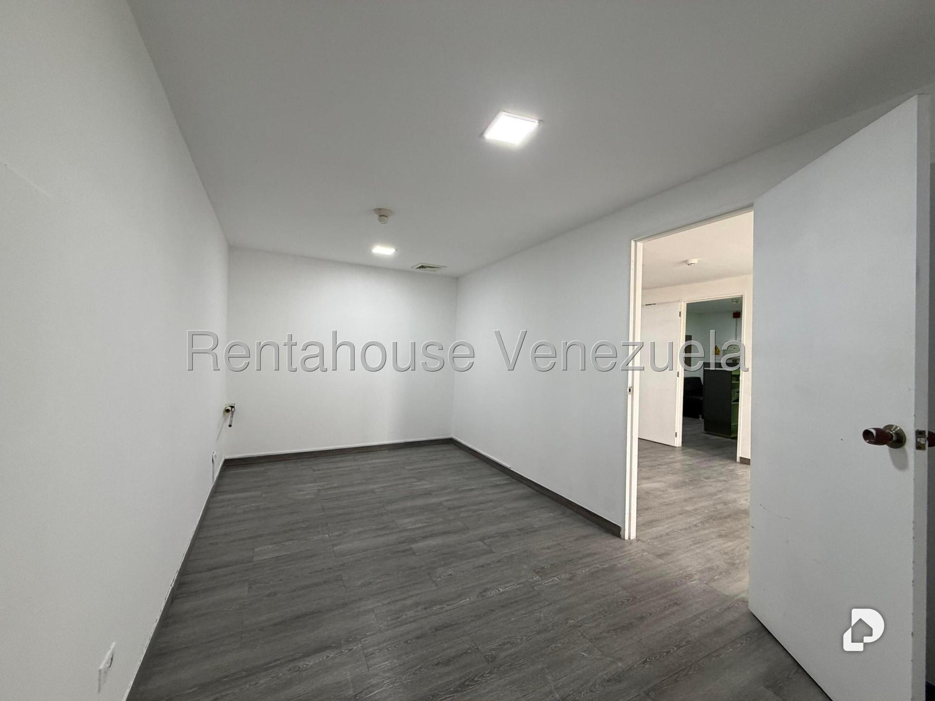 Oficina en Chuao, Caracas – 4