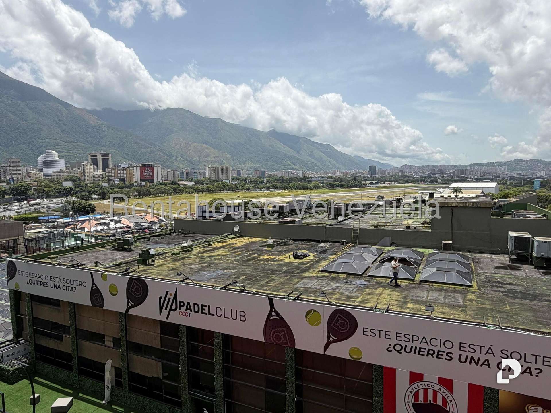 Oficina en Chuao, Caracas – 7