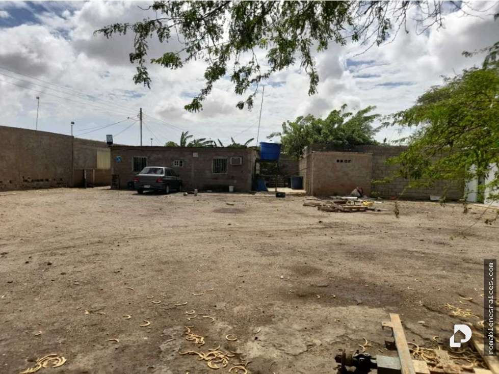 Terreno en Punto Fijo – 5