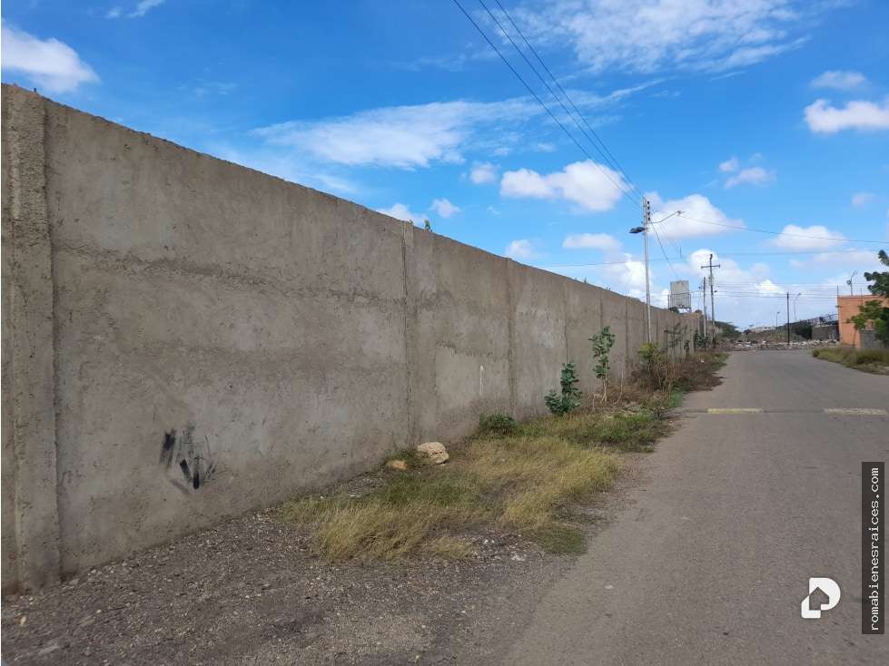 Terreno en Punto Fijo – 2