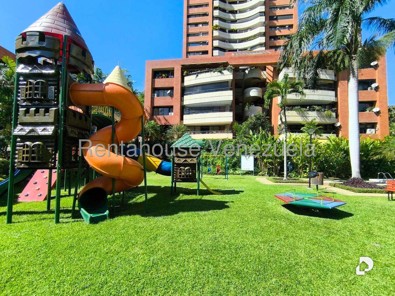 Apartamento en Santa Fe Norte, Caracas – 62