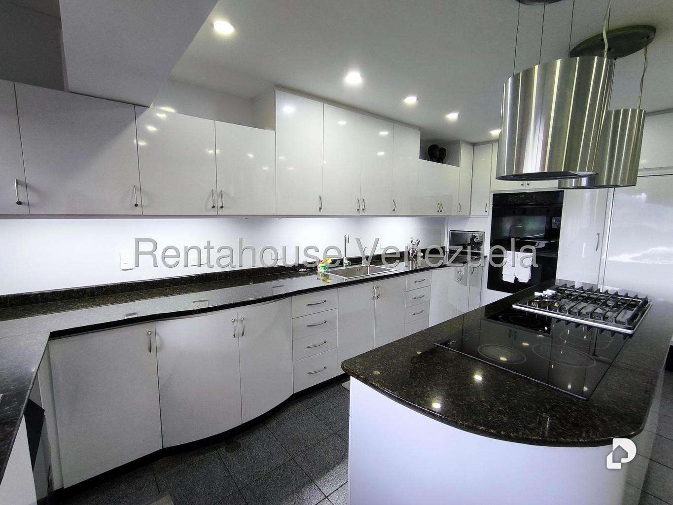 Apartamento en Santa Fe Norte, Caracas – 18
