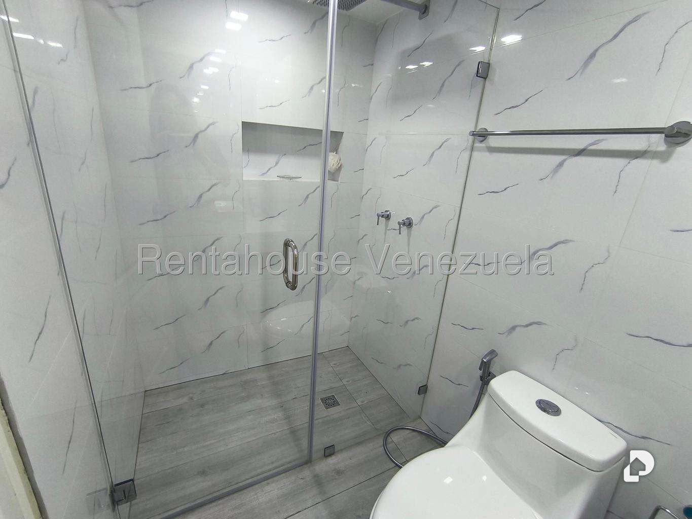 Apartamento en Santa Fe Norte, Caracas – 33