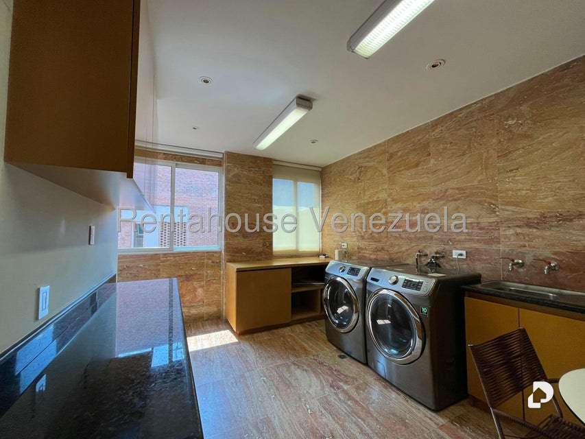 Apartamento en Campo Alegre, Caracas – 10
