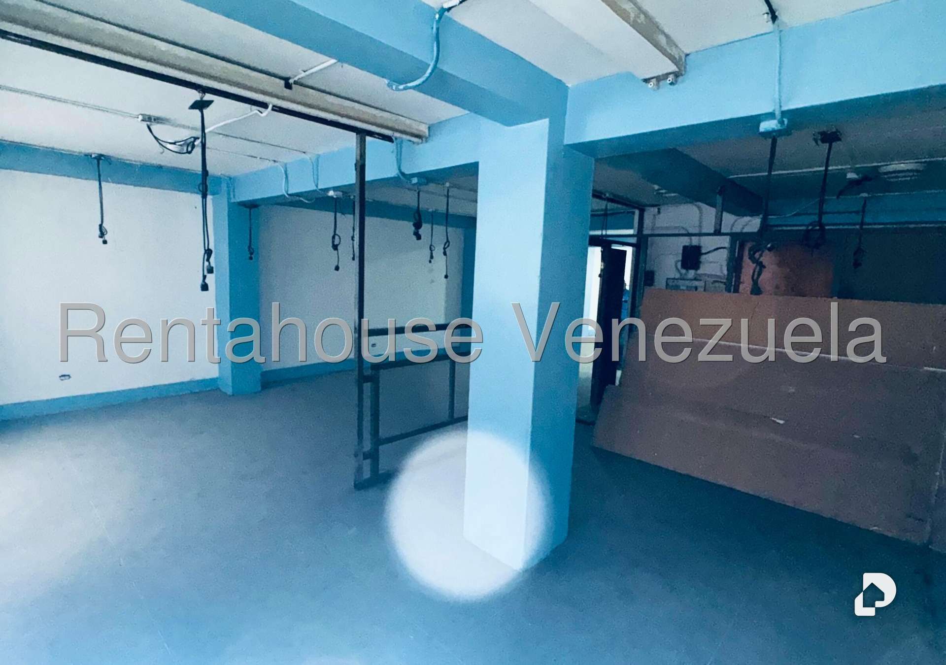 Edificio en Parroquia Altagracia, Caracas – 25