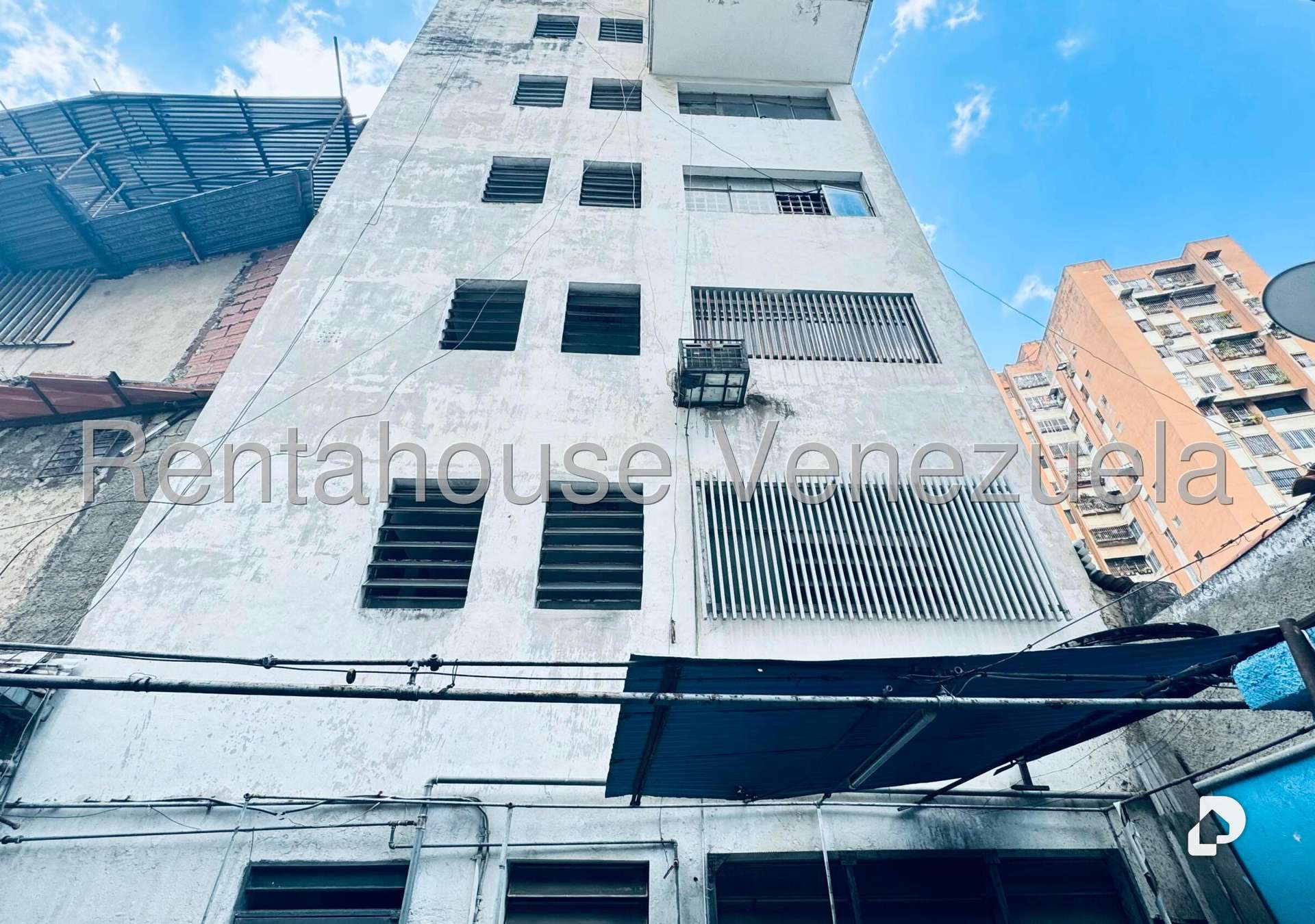 Edificio en Parroquia Altagracia, Caracas – 11