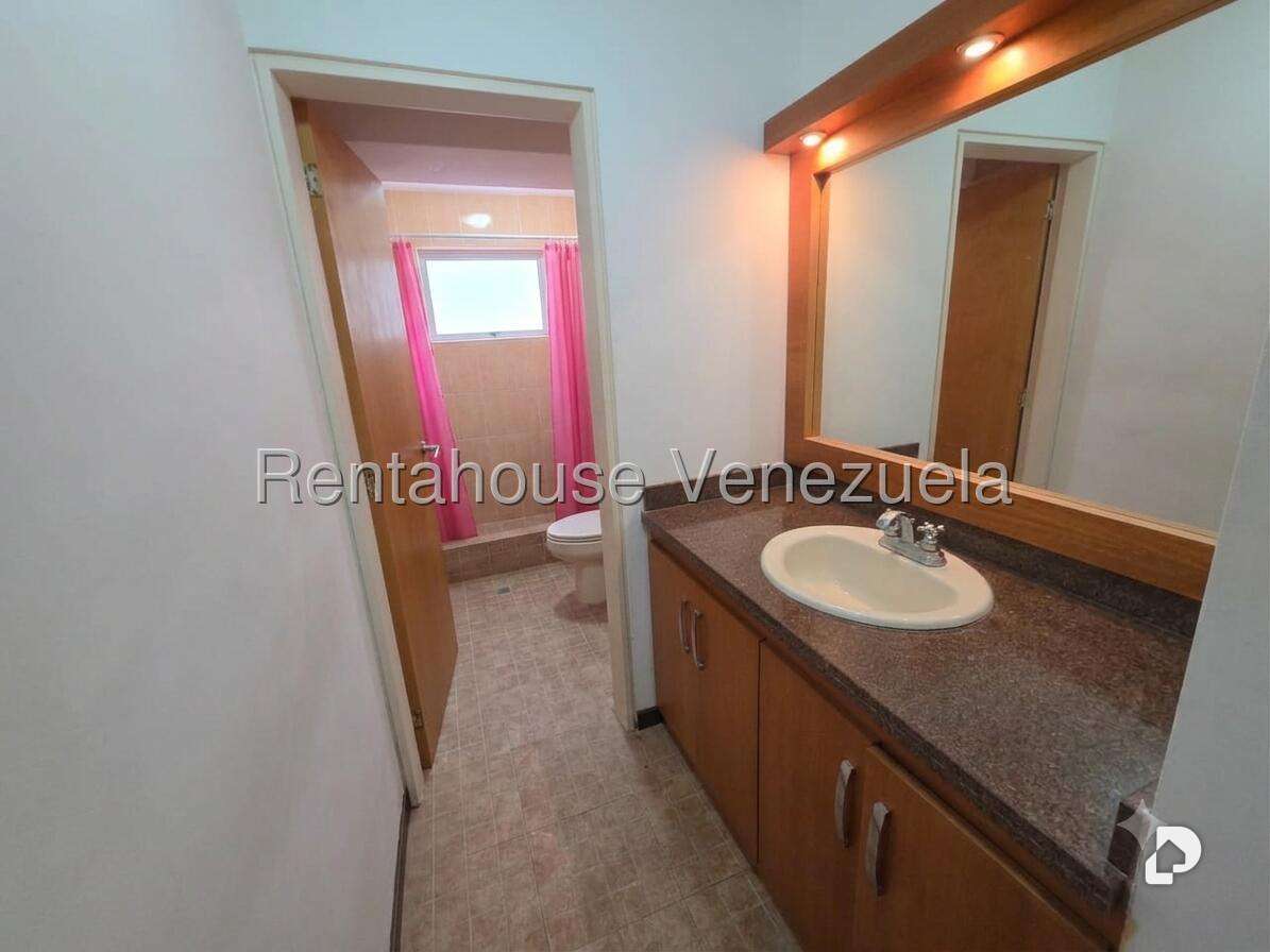Apartamento en Los Naranjos (del Cafetal), Caracas – 25