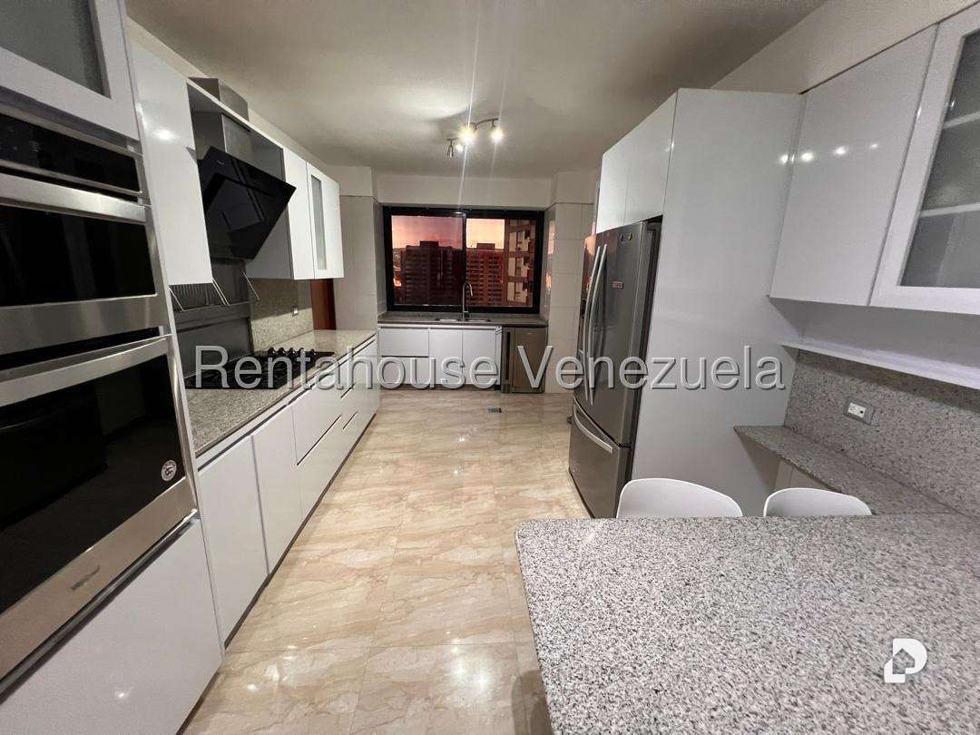 Apartment in Los Dos Caminos, Caracas – 20
