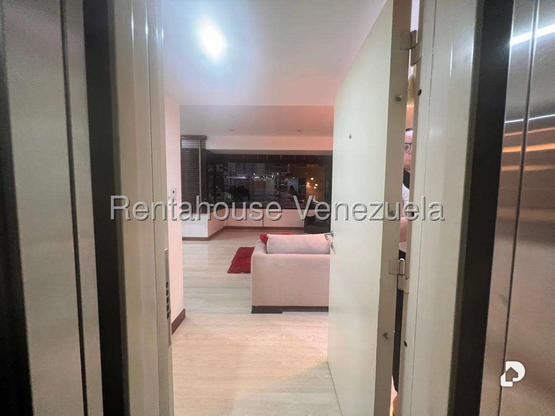 Apartment in Los Dos Caminos, Caracas – 27