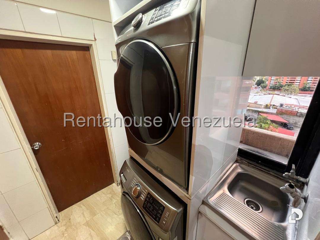 Apartment in Los Dos Caminos, Caracas – 6