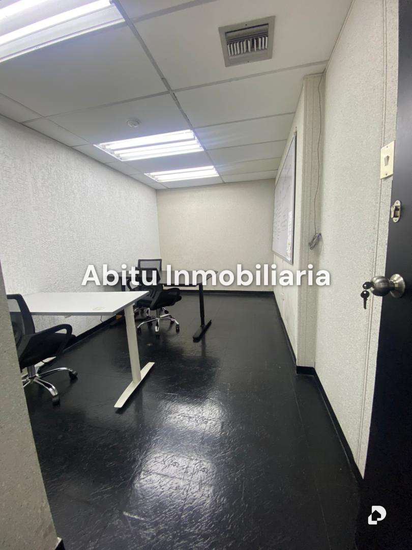 Oficina en El Rosal, Caracas – 11