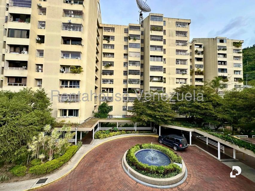 Apartamento en Las Esmeraldas, Caracas – 1