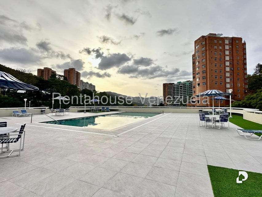 Apartamento en Las Esmeraldas, Caracas – 17