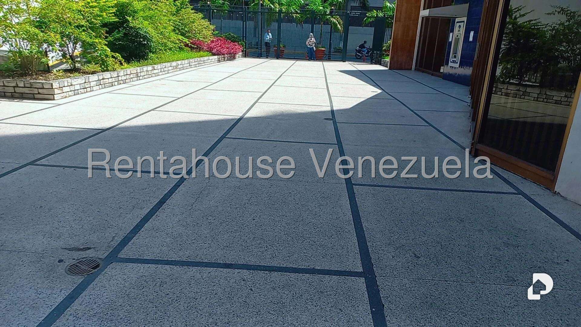 Local comercial en Parroquia La Candelaria, Caracas – 4
