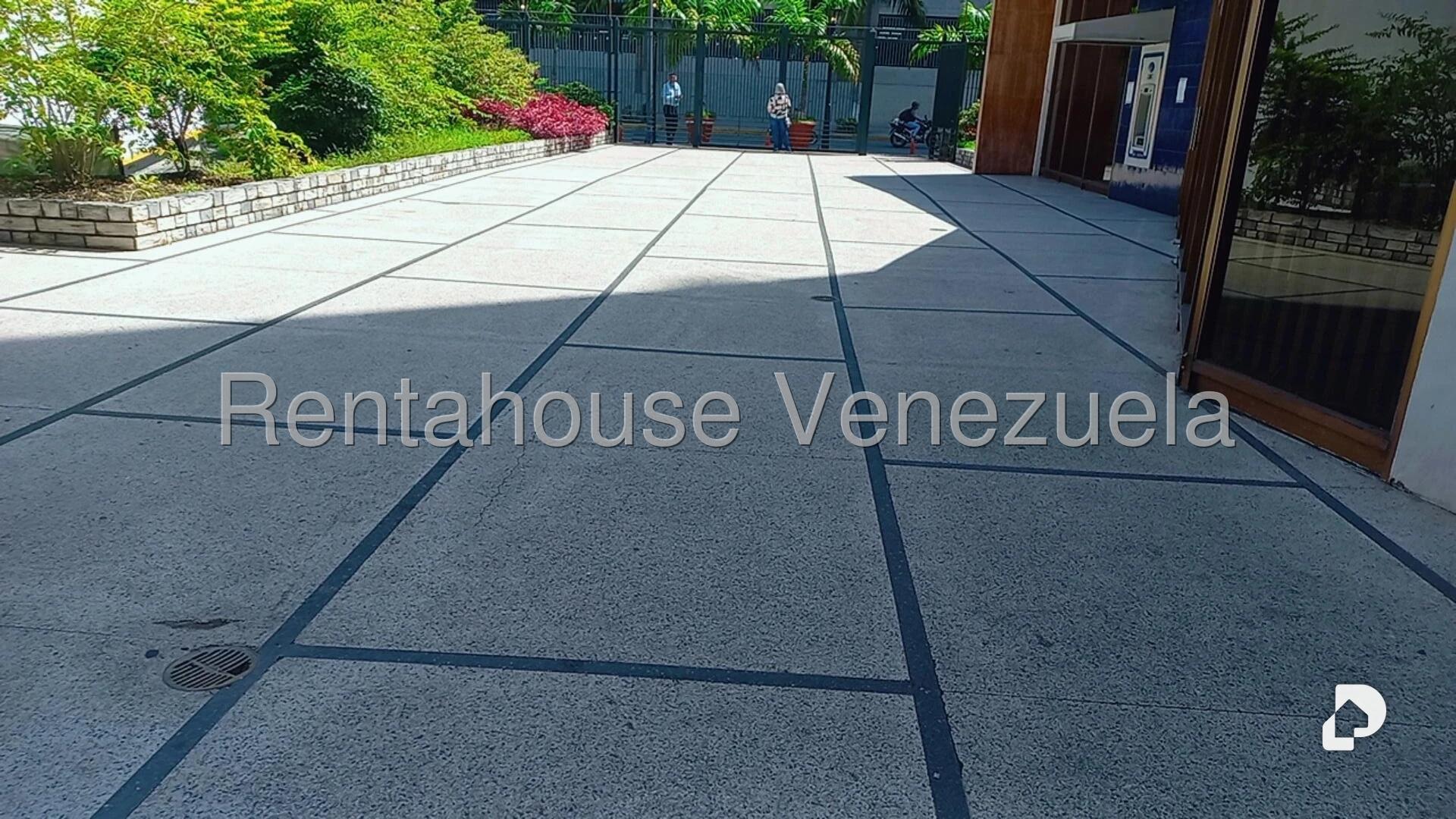 Local comercial en Parroquia La Candelaria, Caracas – 4