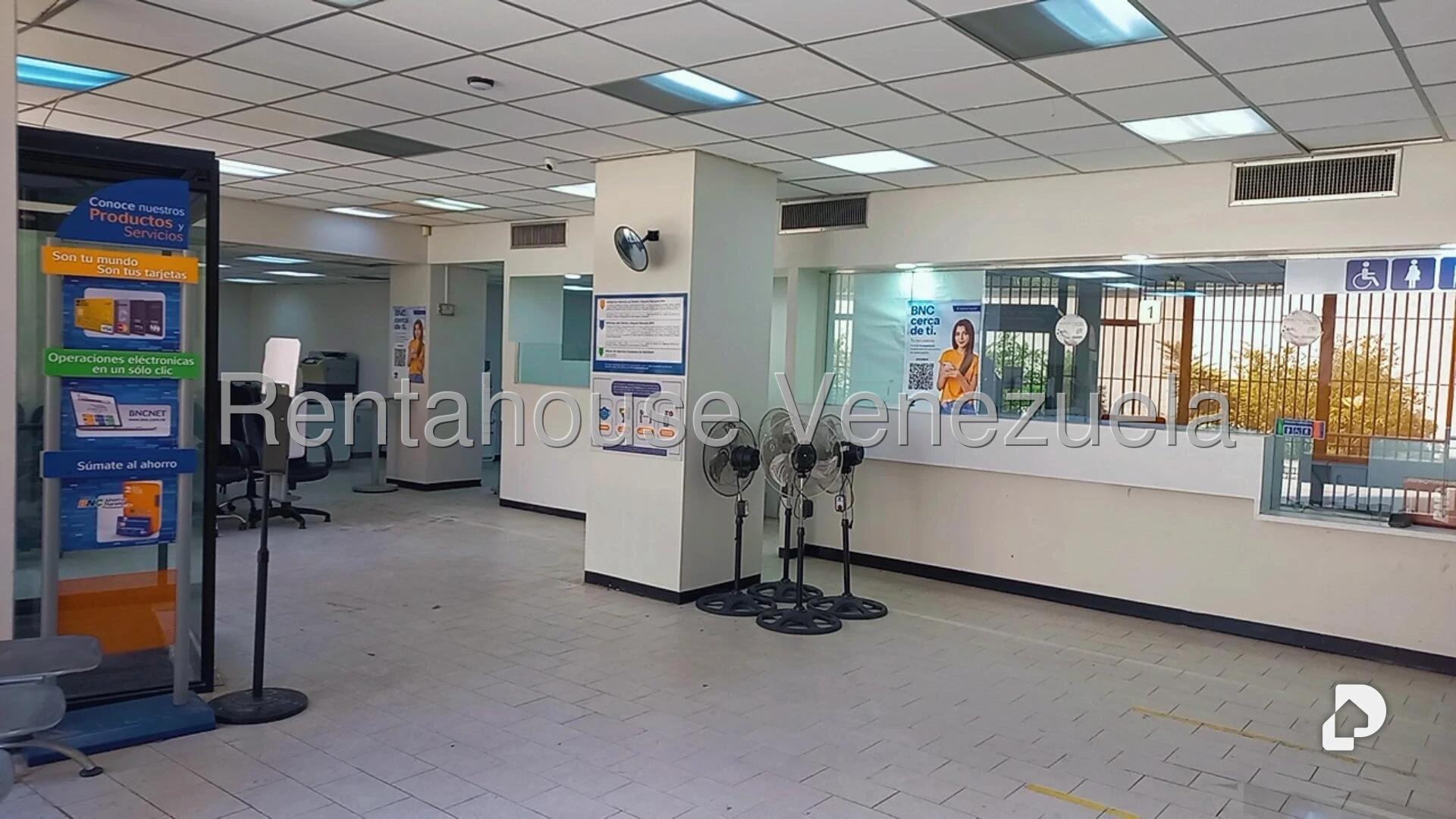 Local comercial en Parroquia La Candelaria, Caracas – 5