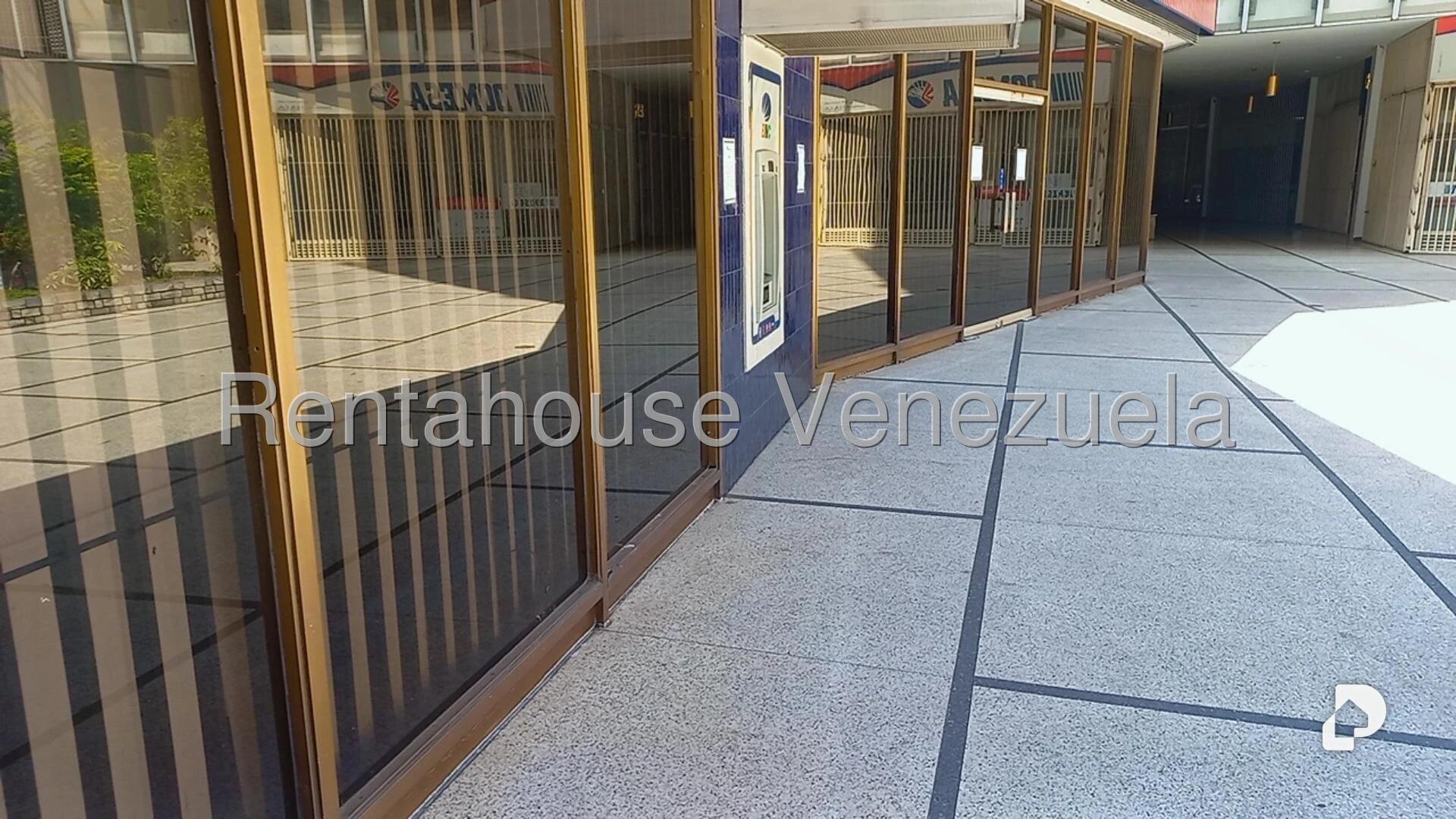 Local comercial en Parroquia La Candelaria, Caracas – 2