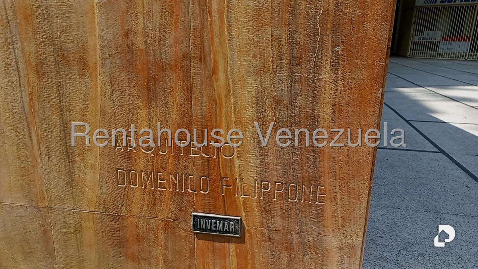 Local comercial en Parroquia La Candelaria, Caracas – 30