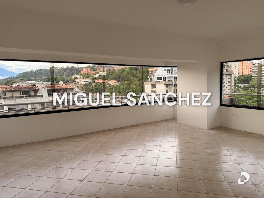 Apartamento en La Esmeralda, Caracas – 4