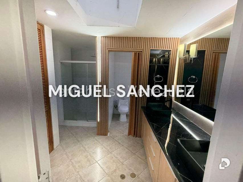 Apartamento en La Esmeralda, Caracas – 15