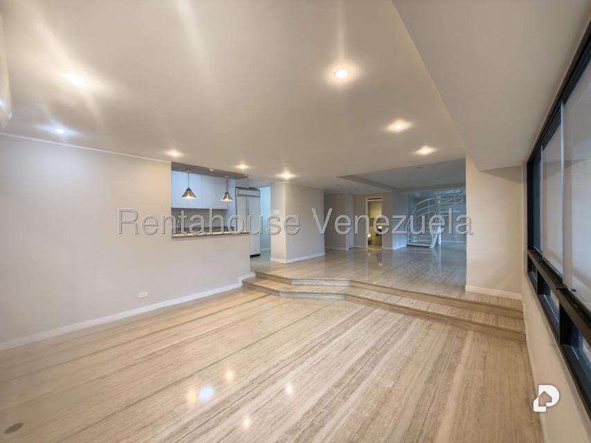 Apartamento en Los Palos Grandes, Caracas – 2