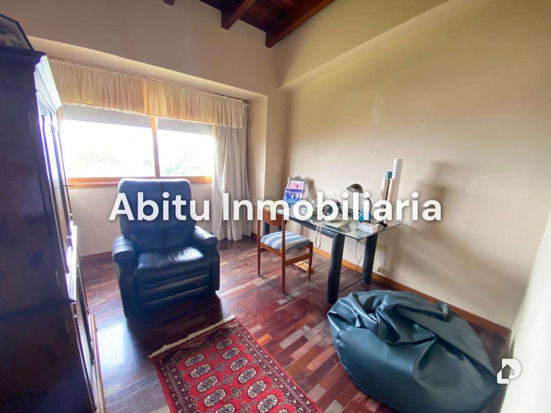 House in Alto Hatillo, Caracas – 16