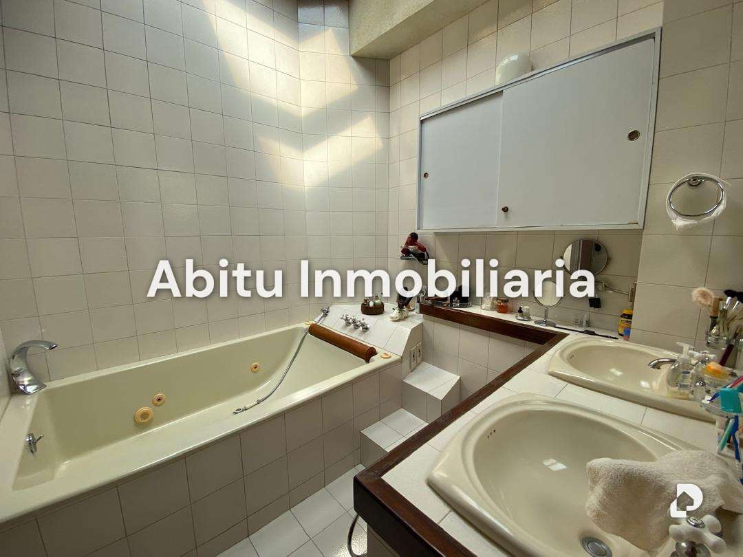 House in Alto Hatillo, Caracas – 25
