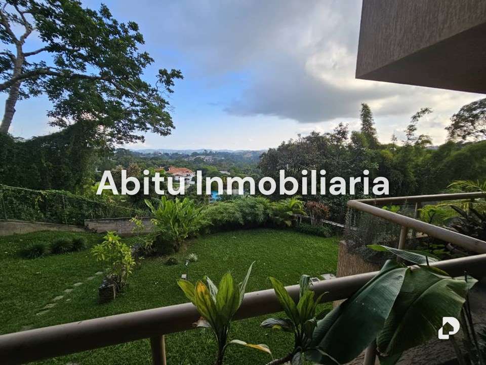 Apartamento en Alto Hatillo, Caracas – 2