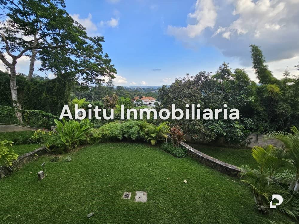 Apartamento en Alto Hatillo, Caracas – 1