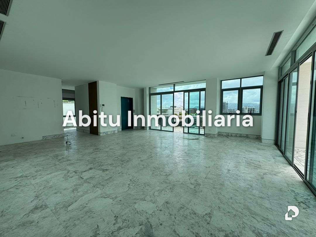 Apartment in La Castellana, Caracas – 4