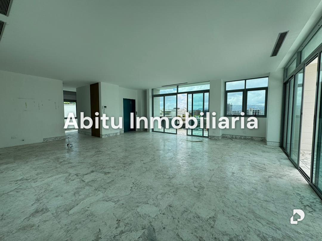 Apartment in La Castellana, Caracas – 4