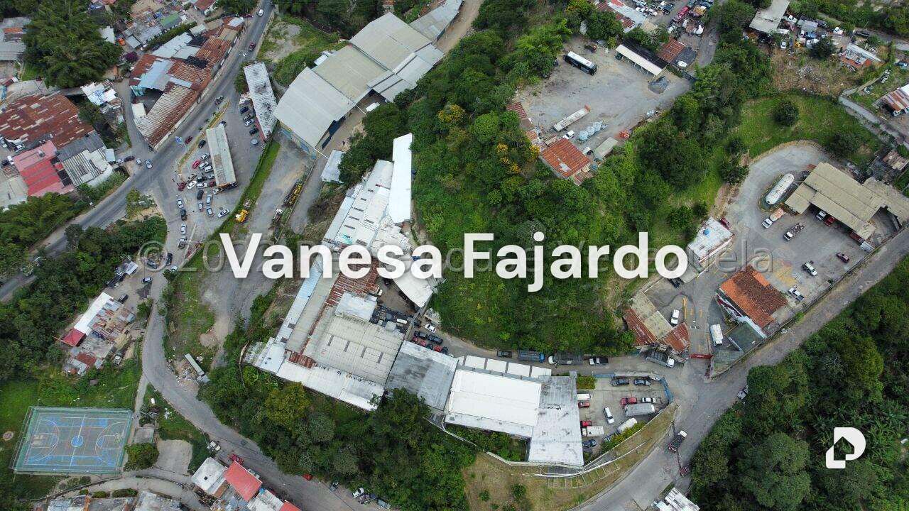 Galpón en La Trinidad, Caracas – 11