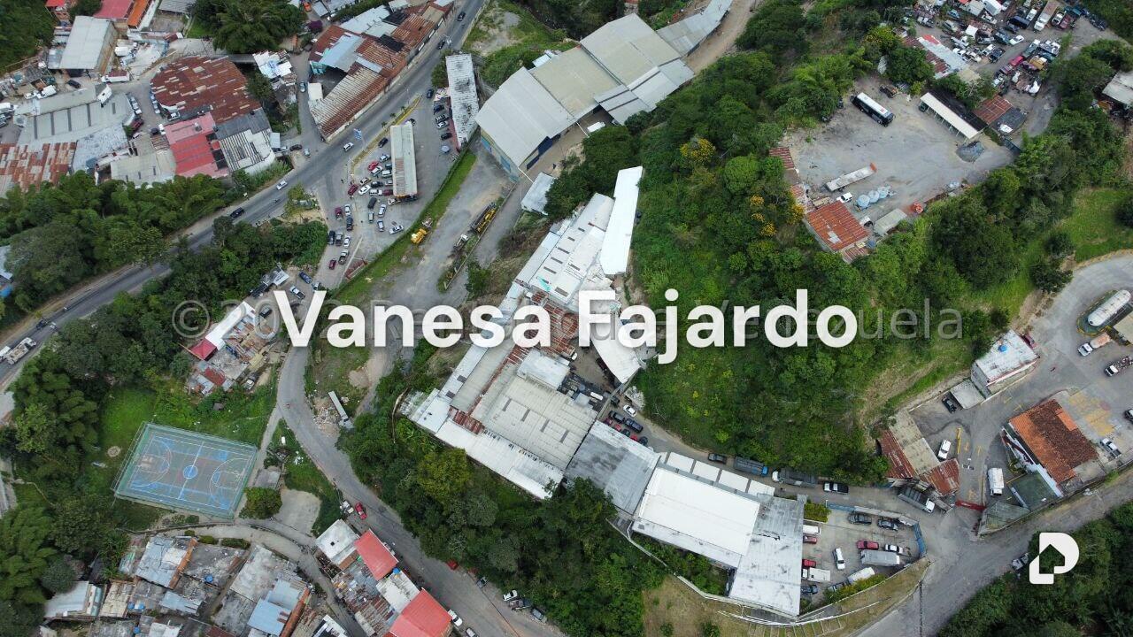 Galpón en La Trinidad, Caracas – 2