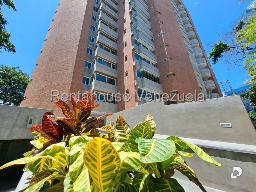 Apartamento en El Rosal, Caracas – 2
