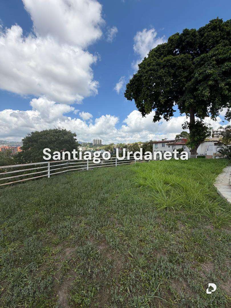 Casa en Colinas de Tamanaco, Caracas – 14