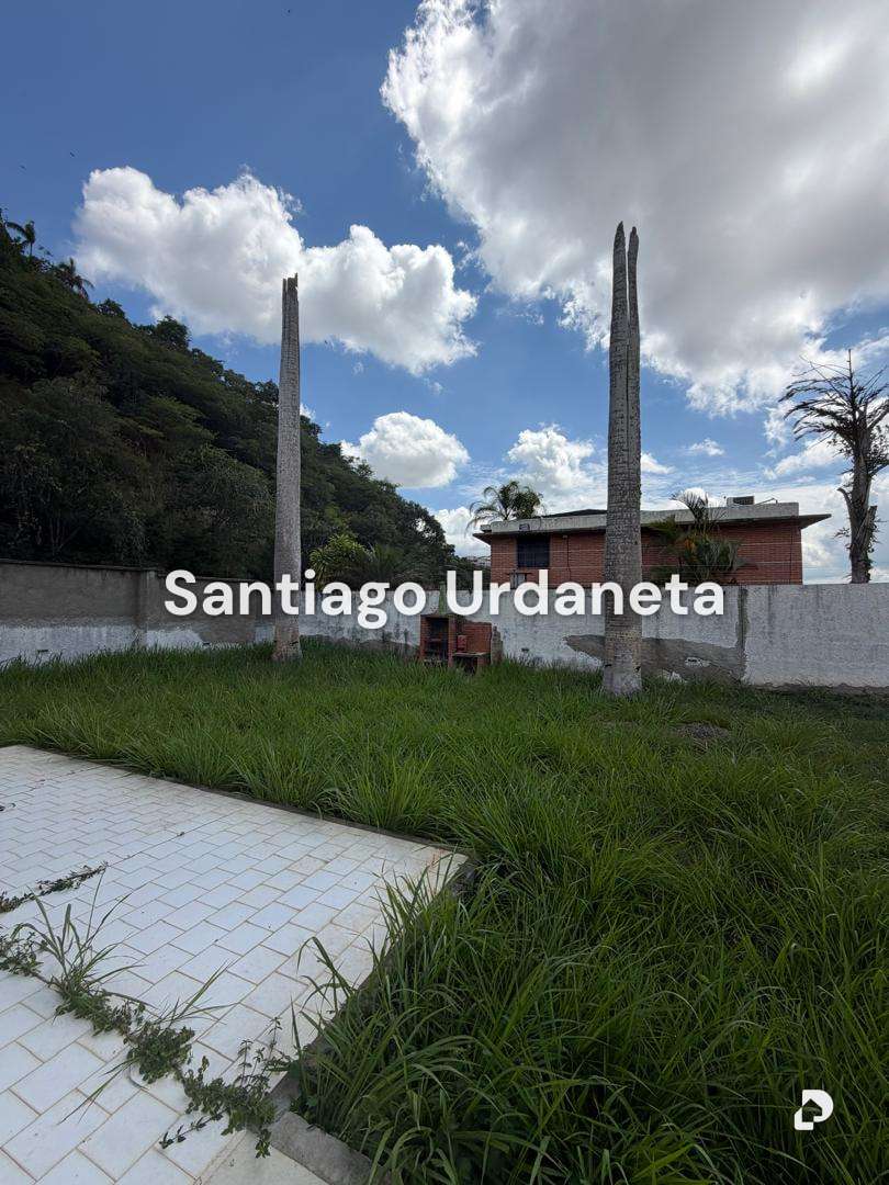 Casa en Colinas de Tamanaco, Caracas – 16