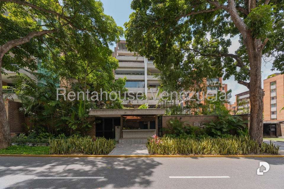 Apartamento en Campo Alegre, Caracas – 2